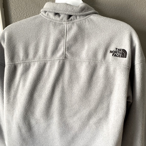 The North Face 100 Glacier 1/4 zip cropped fleece in gray Medium - Picture 6 of 16